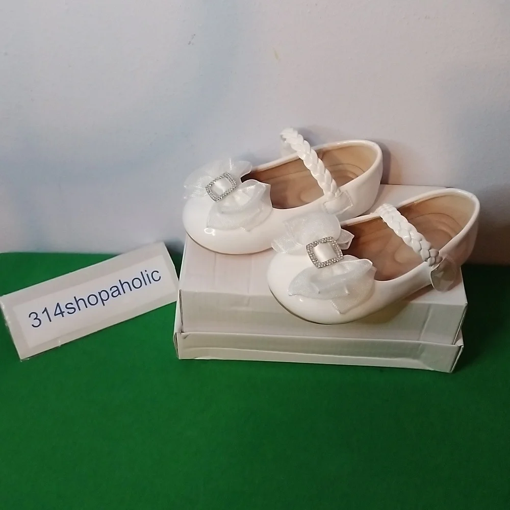Toddler Girls White Patent Leather Shoes With Bow